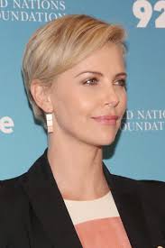 If you're shopping around for new way to cut your. 61 Pixie Cut Hairstyles For 2021 Best Short Pixie Haircuts Glamour