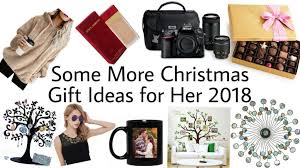 And help is what we have to offer. Best Christmas Gift Ideas For Her Girls Girlfriend Sister Wife 2018 Enfocrunch Romantic Gifts For Girlfriend Top Christmas Gifts Girlfriend Gifts