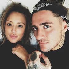 Firstly, stephen bear had appeared on the reality tv series 'shipwrecked: Geordie Shore S Charlotte Crosby Reunites With Ex Stephen Bear