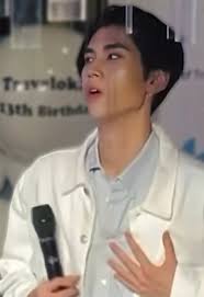 Take any random video of Dunk and you always get the same result — he ...