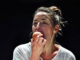 Pensatividad, isotopía y, a pesar de todo, la dramaturgia