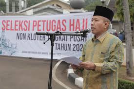 Dengan kondisi ini, dipastikan usia calon jamaah nantinya berada di kisaran. Kemenag Tunda Pengumuman Panitia Penyelenggara Ibadah Haji Kebencanaan