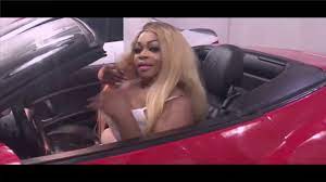 La bimbo ivoirienne, eudoxie yao, semble s'épanouir en guinée aux côtés de la nouvelle star de conakry, grand p. Eudoxie Yao Never Give Up Clip Video Youtube