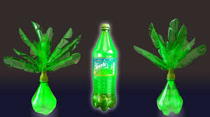 Uniknya, pohon natal ini dibuat dengan menggunakan limbah plastik botol yang terbuang. Cara Membuat Pohon Hias Dari Botol Bekas Sprite Tanaman Hias Cantik Youtube