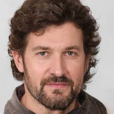 Backyard Oasis: DIY Outdoor TV Cabinet