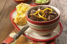 Step 2 when onions are soft and meat browned, season with red pepper flakes, basil, cumin, cinnamon, garlic, chili powder, dried oregano, cocoa powder, sugar, and bay leaf, and salt and pepper to taste. Tailgate Chili Recipe Texas Style Cocoa Chili Tailgater Magazine