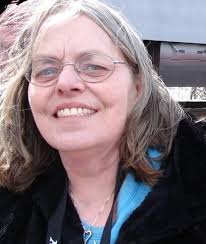 Anne Putt's Instagram, Twitter & Facebook