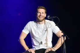 Rice is also a former college football linebacker for the university of north carolina and former nascar pit crew member for hendrick motorsports. Chase Rice Holds A Concert With No Masks Or Social Distancing