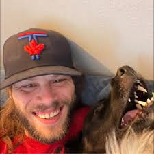 How many stolen bases will Elly De La Cruz end the season with?