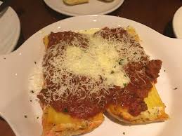 I visited the bowie town center location monday night with they do whatever they want then the togo has to constantly clean up their mess, run their food, cash them out. Stuffed Fettuccine Alfredo With Chicken Picture Of Olive Garden Italian Restaurant Woodbridge Tripadvisor