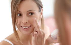 Kojic acid is a natural acid that is derived from a japanese species of mushrooms. Kojic Acid Benefits And How To Use It For Skin Lightening