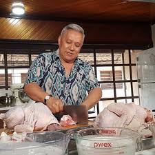 Berita tersebut dimaklumkan sendiri oleh chef wan di akaun instagram miliknya. Suka Lihat Chef Wan Melayani Mak Dan Bekas Isteri Chef Wan Bersama Keluarga Berita Steady