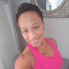 Sweat. Smile. Repeat. 😅💪 There's something incredibly satisfying about  pushing yourself to the limit, breaking a sweat, and feeling the rush of  endorphins afterward. It's a reminder that you're alive and capable