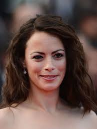 Bérénice bejo (born july 7, 1976 in buenos aires) is a french actress and comedian, known for her role of christiana in the 2001 film, a knight's tale. Berenice Bejo Microsoft Store