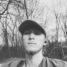 Me and my cousin Sam when we were little 😂😂