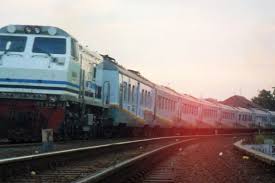 Buat stiker logo dan no kereta api model : 8 Fakta Sejarah Perkembangan Kereta Api