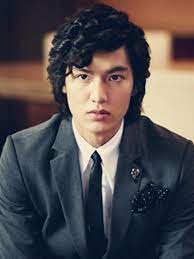 He became an international sensation with the famous show boys over flowers and churned out some of the best hits. Boys Over Flowers Lee Min Ho Photos Boys Over Flowers Lee Min Ho Kdrama