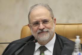 Equipe de Lula articula sucessão de Aras; mandato do PGR termina em setembro