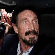 Последние твиты от john mcafee (@officialmcafee). John Mcafee Nach Ausweisung Aus Guatemala In Miami Welt