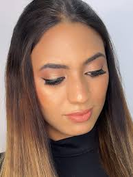 Make em tons nudes 🌸 #maquiagemnude #delineadogatinho✔️ #peleperfeita