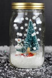 Diy Mason Jar Snow Globe Mason Jar Christmas Gifts Christmas Mason Jars Mason Jar Christmas Crafts