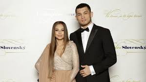 A goddess who is a czech singer of romani descent. Po Erotickom Videu Jednoznacna Odpoved Mala Monika Bagarova Lesbicku Skusenost Televizia Markiza