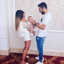 The good news was shared by the great footballer, alba romarey ventura has been a brand representative for commercial brand of valeria savannah clothing. Barcelona Star Jordi Alba S House Robbed While Family Was Inside