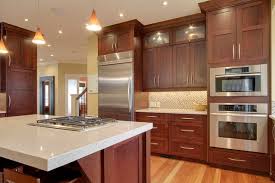 Best Granite Countertops For Cherry Cabinets Cherry Wood Kitchen Cabinets Cherry Wood Kitchens Quartz Kitchen Countertops