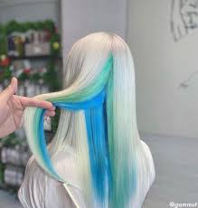 4 Reasons To Tune Into Live Education Bangstyle How To Style Bangs Creative Hair Color Hair Inspiration Color