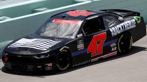What's more, petty is pushing wallace at a time when black drivers like jann mardenborough and lewis hamilton are leading a racing revolution. Nascar Driver Urges People To Back The Blue Amid Black Lives Matter Protests