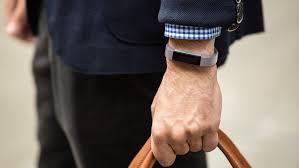 Fitbit alta leather replacement band (camel, large) overview and full product specs on cnet. Shop Fitbit Alta Accessories