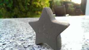Immer öfter wird der beton nicht nur im wohnzimmer, sondern auch als unser team wünscht ihnen kuschelige wintertage und ein unvergessliches weihnachten! 2015 10 05 18 05 02 Beton Deko Der Blog Fur Beton Ideen Und Anleitungen