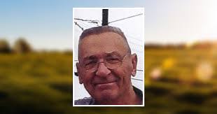 Evelyn Hemphill's Instagram, Twitter & Facebook