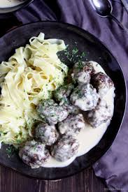 Ihr Lieben Wer Kennt Sie Nicht Aus Dem Schwedischen Mobelhaus Traditionelle Locker Saftige Fleischballchen A Thermomix Rezepte Rezepte Thermomix Rezepte