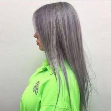 Billie Eilish Updates On Twitter Billie Eilish New Hair Color Looks Sick Billie Billieeilishgreenhair Color Rengarenk Sac Yeni Sac Sac Stilleri
