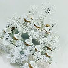 Acquista eleganti segnaposto per promessa di matrimonio in stile shabby chic a buon prezzo fatti di acquista segnaposto matrimonio economici ed originali per sposini con cuore, a simboleggiare. Bomboniera Aprifesta Segnaposto Per Matrimonio Anniversario Vasetto Barattolo Con Sposini Stilizzati Albero Della Vita Torta Da 24 Bomboniere Centrale Amazon It Casa E Cucina