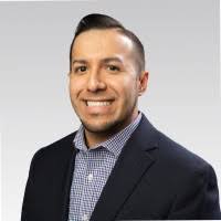 4900+ perfiles de «Pálos»