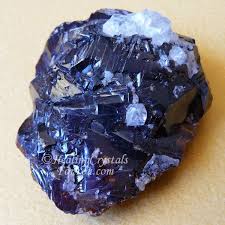 Sphalerite Meaning Use Potent Grounding Stone Creates Harmony Healing Crystals For You Meditation Crystals Chakra Crystals