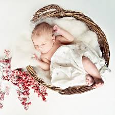 Choose carefully through portfolios and pick from the photography style that. Susses Baby Fotos 13 Check More At Baby Yoruks Com Baby Baby Clothing Baby Clothing Checkl In 2021 Sweet Baby Photos Newborn Baby Photography Baby Photos