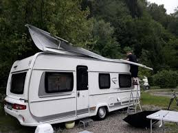 Spannstange aus aluminium zur stabilisierung der markise. Kommt Eine Markise Geflogen Forum Campen De