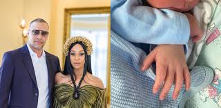Minnie dlamini (born 7 july 1990 in durban) whose birth name is minenhle dlamini is a popular south african media personality, actress and model. Minnie Dlamini Quinton Jones Baby Boy Is Here Welcome To World Netha Makhosini Bellanaija