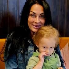 Danielle Steel's Novel Far From Home Discussion