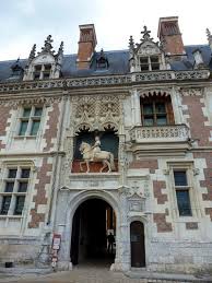 The Loire Valley Fairy Tale Chateaux Stone Houses Wine And Wonderful Cuisine Blois Loire Valley Chateau