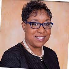 Lakisha Pennington's Instagram, Twitter & Facebook