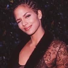 Hailey Poe (@haileyelizaa)