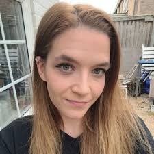 Michelle Semrau (@shellrowls)