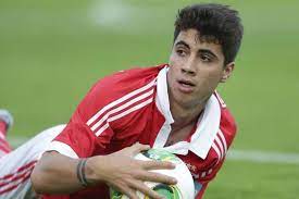 Fábio rafael rodrigues cardoso (born 19 april 1994) is a portuguese professional footballer who plays as a centre back for santa clara. Fabio Cardoso Desvincula Se Do Benfica E Assina Pelo Vitoria De Setubal I Liga Sapo Desporto