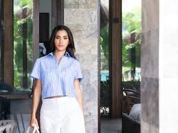 A sus 80 años, Enedina Jiménez festeja por su título de bachiller