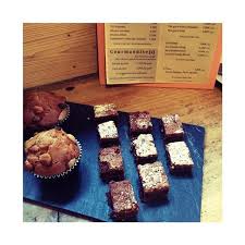 Libellule67600 On Instagram Il Y A Des Brownies Au Chocolat Des Muffins Aux Fruits Secs Et Meme De La Tarte Aux Poires Je Suis Sure Qu Food Desserts Brownie