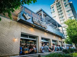 South city kitchen avalon continues the beloved tradition of elevated southern cuisine and genuine hospitality with daily breakfast, lunch, and dinner and weekend brunch in alpharetta's premier dining and retail destination. Rooftop Bars To Love In Alpharetta Awesome Alpharetta